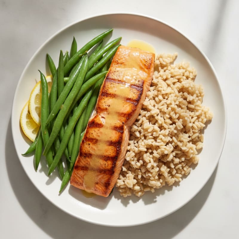 Seared Salmon with Steamed Green Beans and Brown Rice