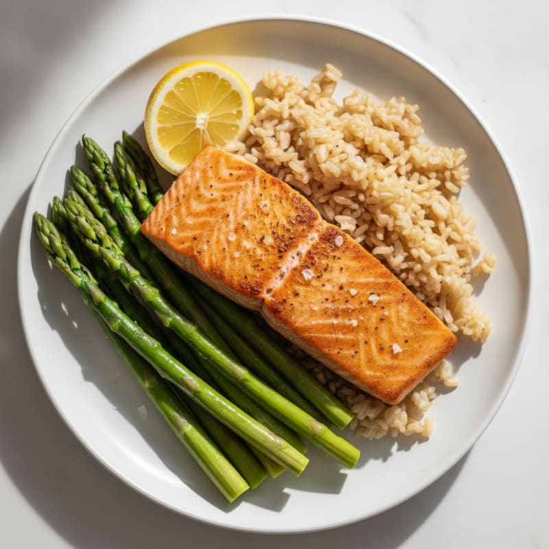 Seared Salmon Fillet with Steamed Asparagus and Brown Rice