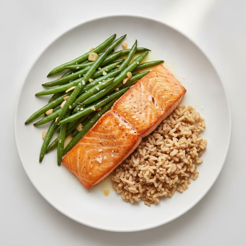 Seared Salmon Fillet with Garlic Green Beans and Brown Rice