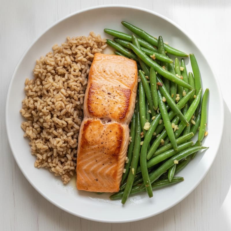 Seared Salmon Fillet with Garlic Green Beans and Brown Rice