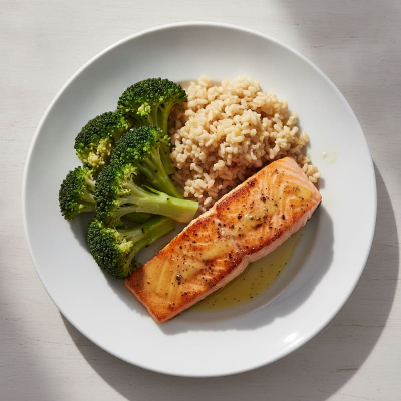 Seared Salmon with Steamed Broccoli and Brown Rice