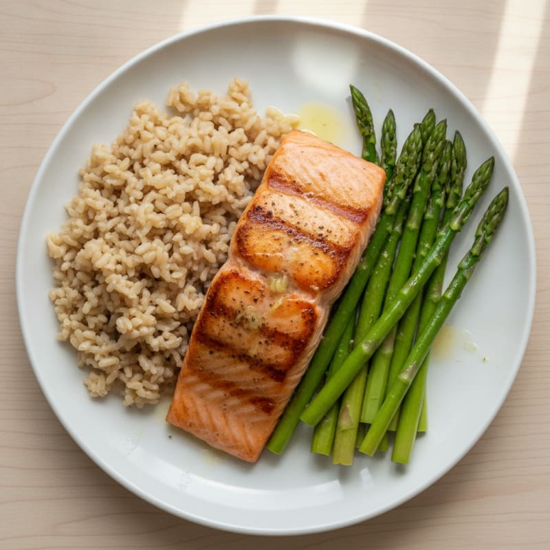 Seared Salmon with Steamed Asparagus and Brown Rice