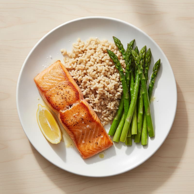 Seared Salmon Fillet with Steamed Asparagus and Brown Rice