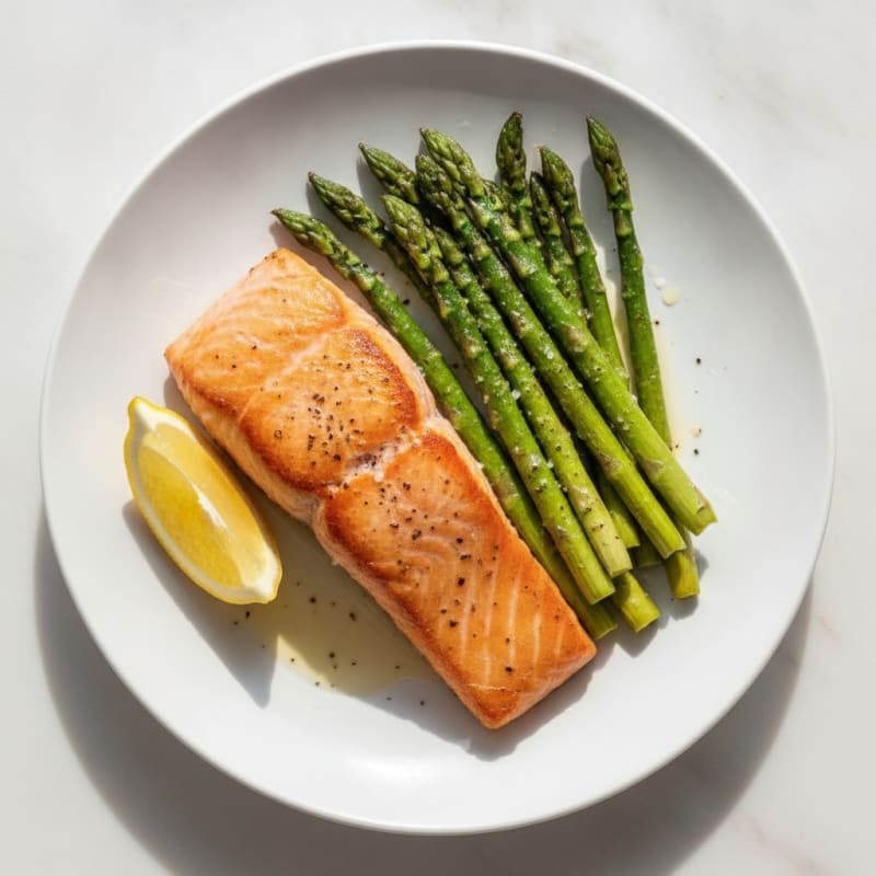 Pan-Seared Salmon with Roasted Asparagus
