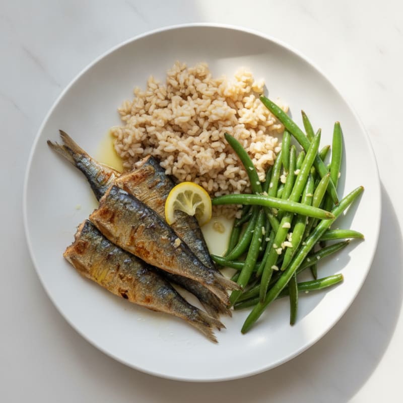 Pan-Seared Sardines with Garlic Green Beans and Brown Rice