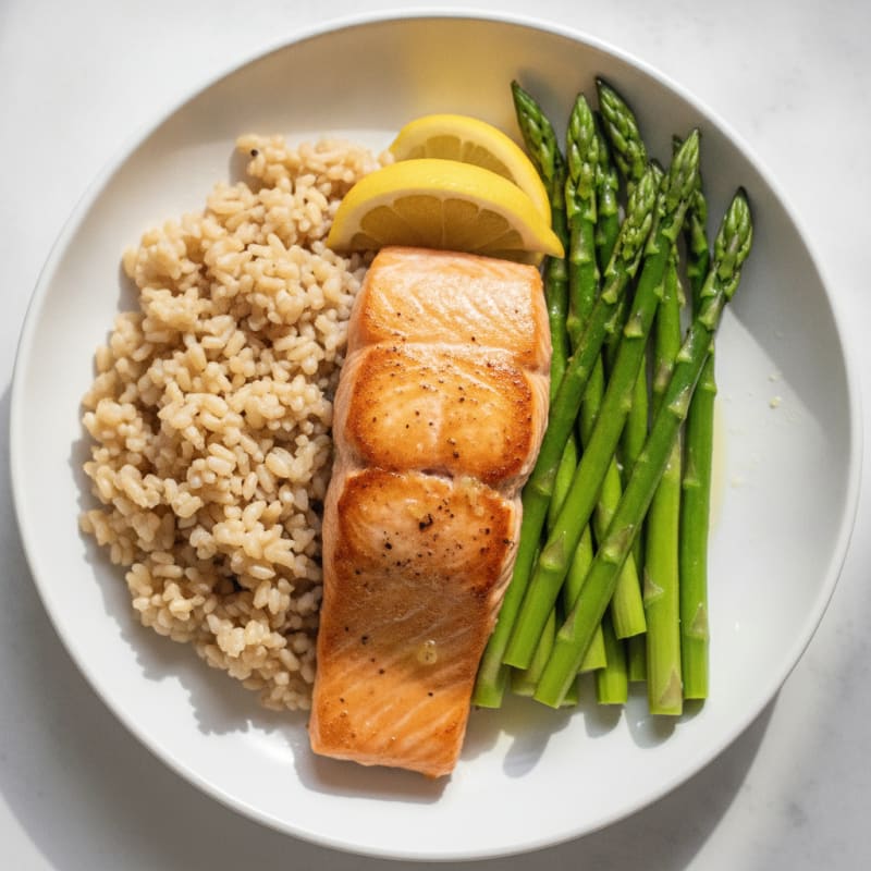 Seared Salmon with Steamed Asparagus and Brown Rice
