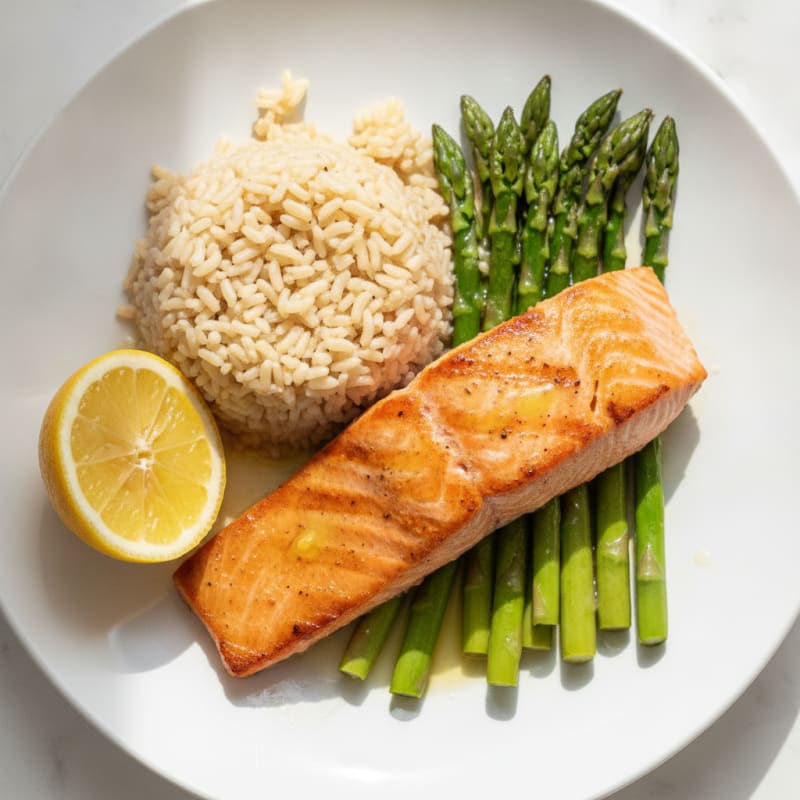 Seared Salmon Fillet with Steamed Asparagus and Brown Rice