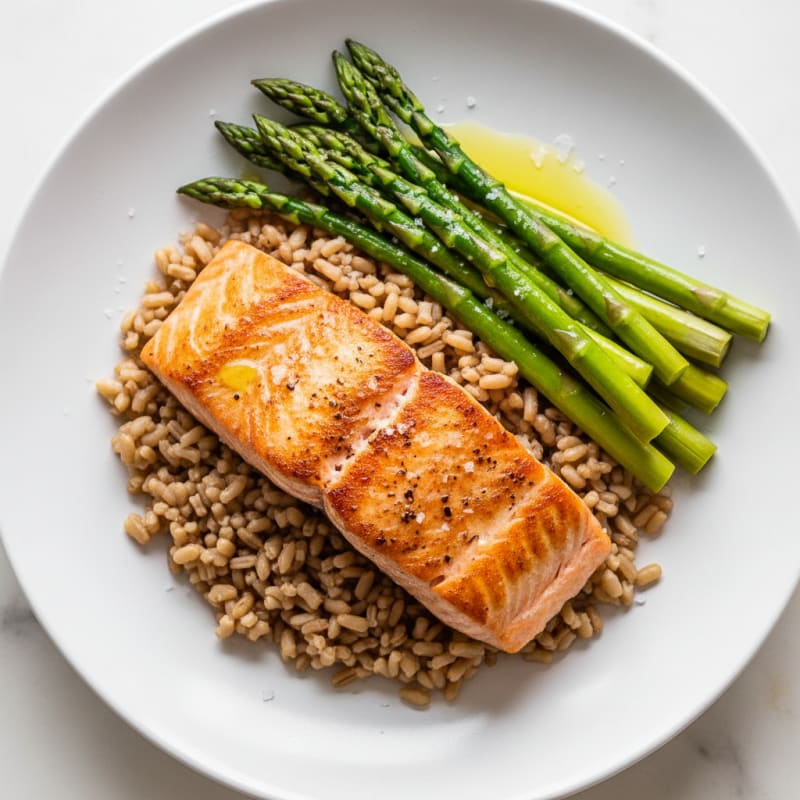 Seared Salmon with Steamed Asparagus and Brown Rice
