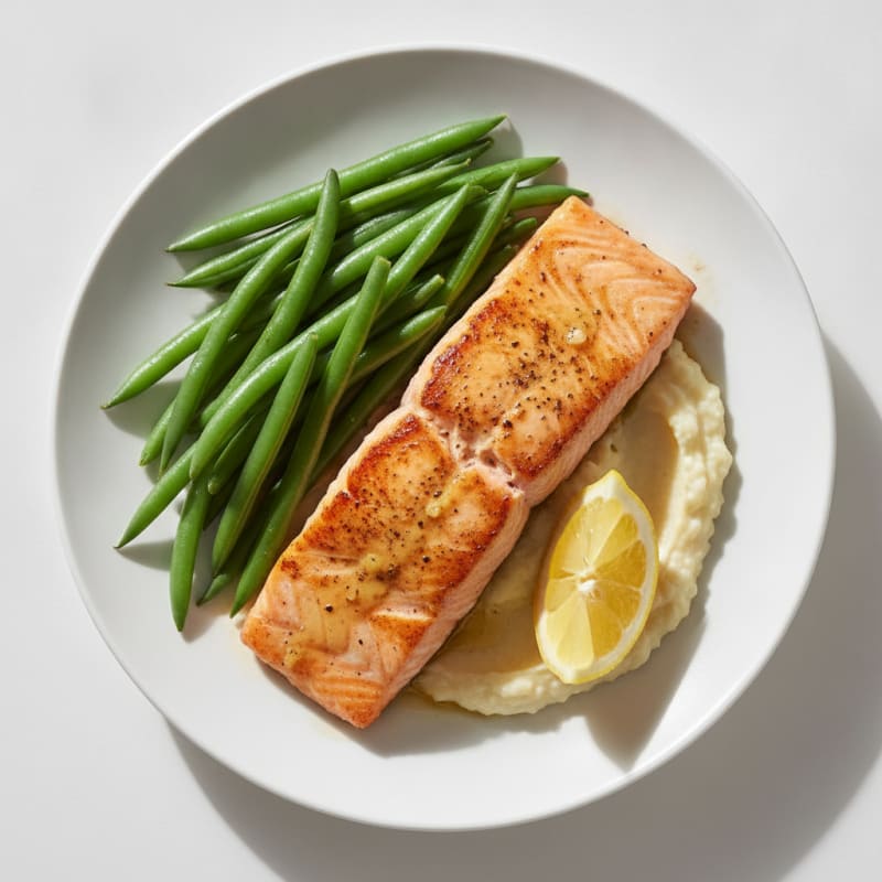 Seared Salmon with Steamed Green Beans and Cauliflower Mash