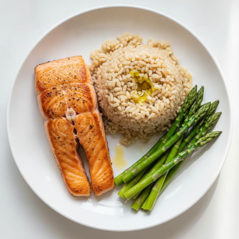 Seared Salmon Fillet with Steamed Asparagus and Brown Rice