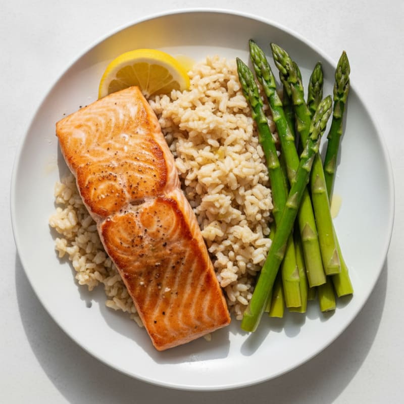 Seared Salmon Fillet with Steamed Asparagus and Brown Rice