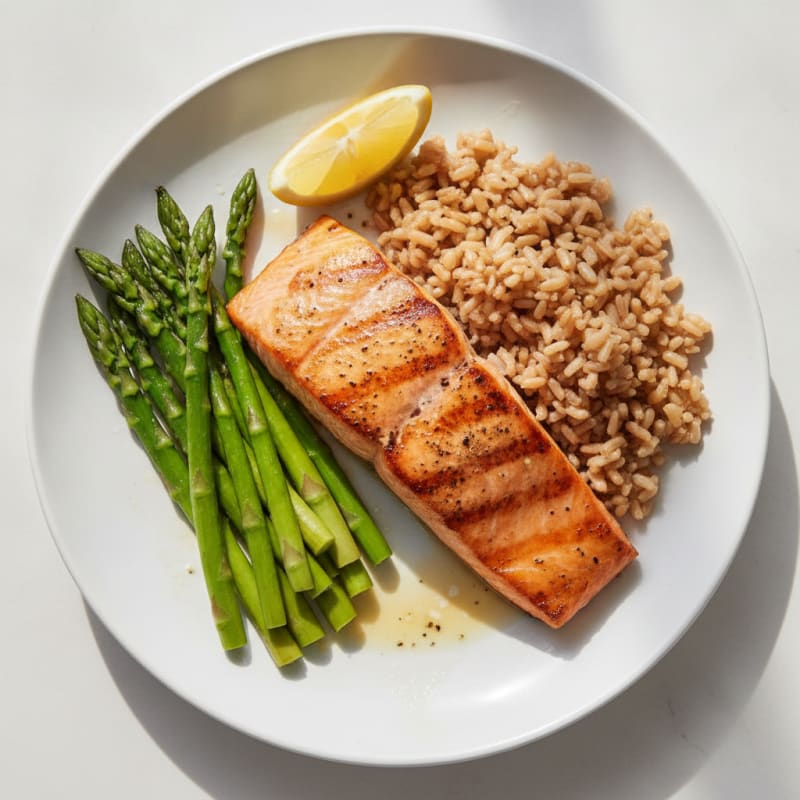 Seared Salmon Fillet with Steamed Asparagus and Brown Rice