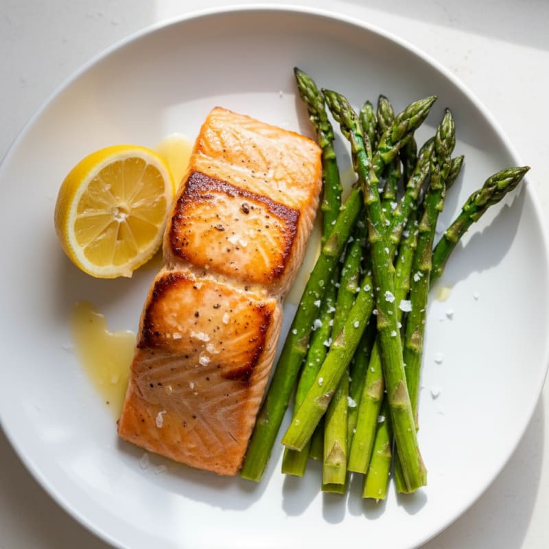 Seared Salmon Fillet with Roasted Asparagus