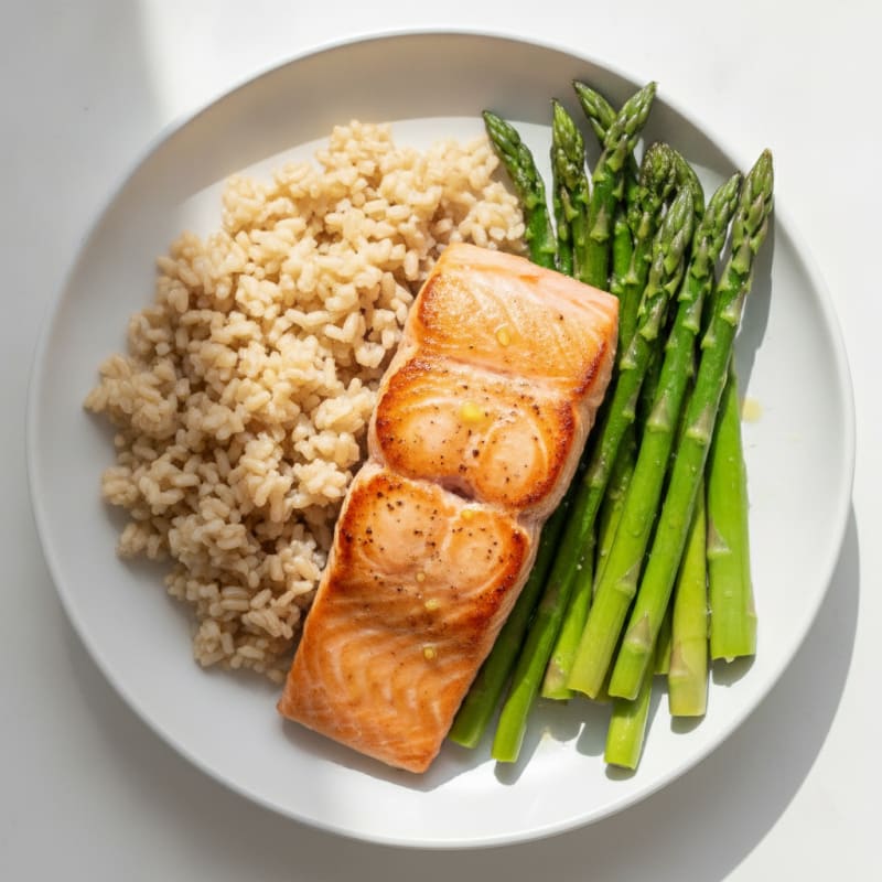 Seared Salmon with Steamed Asparagus and Brown Rice