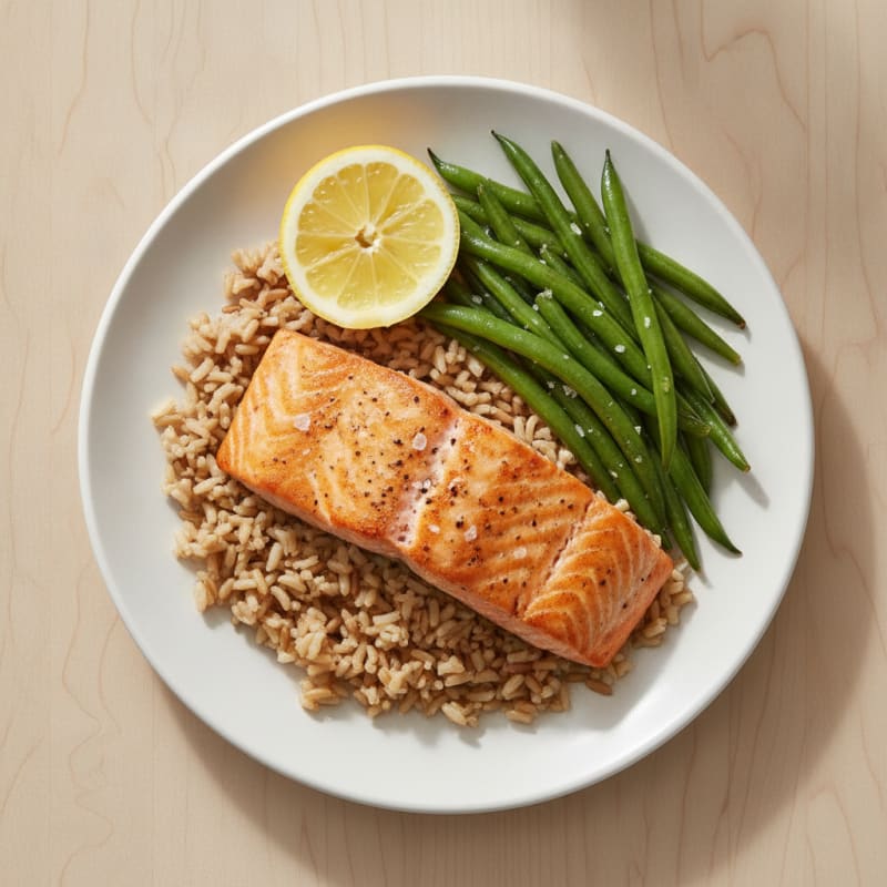 Seared Salmon with Steamed Green Beans and Brown Rice