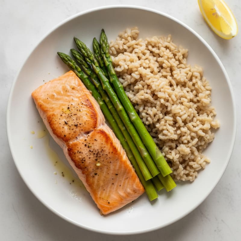 Seared Salmon Fillet with Steamed Asparagus and Brown Rice