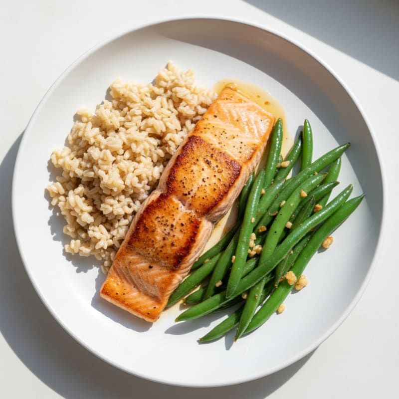 Seared Salmon Filet with Garlic Green Beans and Brown Rice
