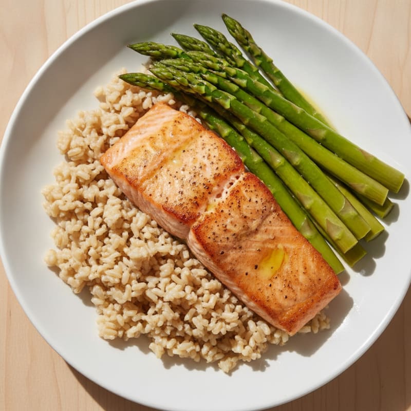 Seared Salmon Fillet with Steamed Asparagus and Brown Rice