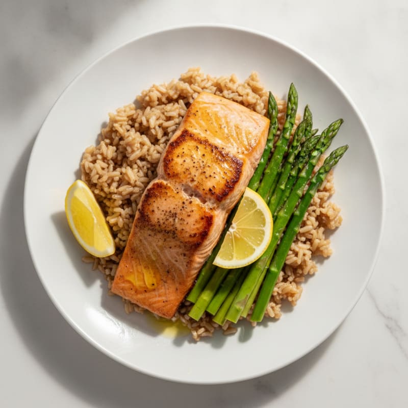 Seared Salmon Filet with Steamed Asparagus and Brown Rice