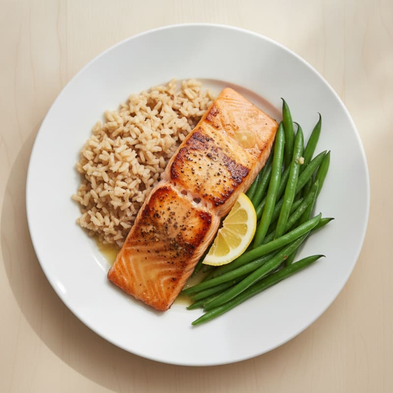 Seared Salmon Fillet with Steamed Green Beans and Brown Rice