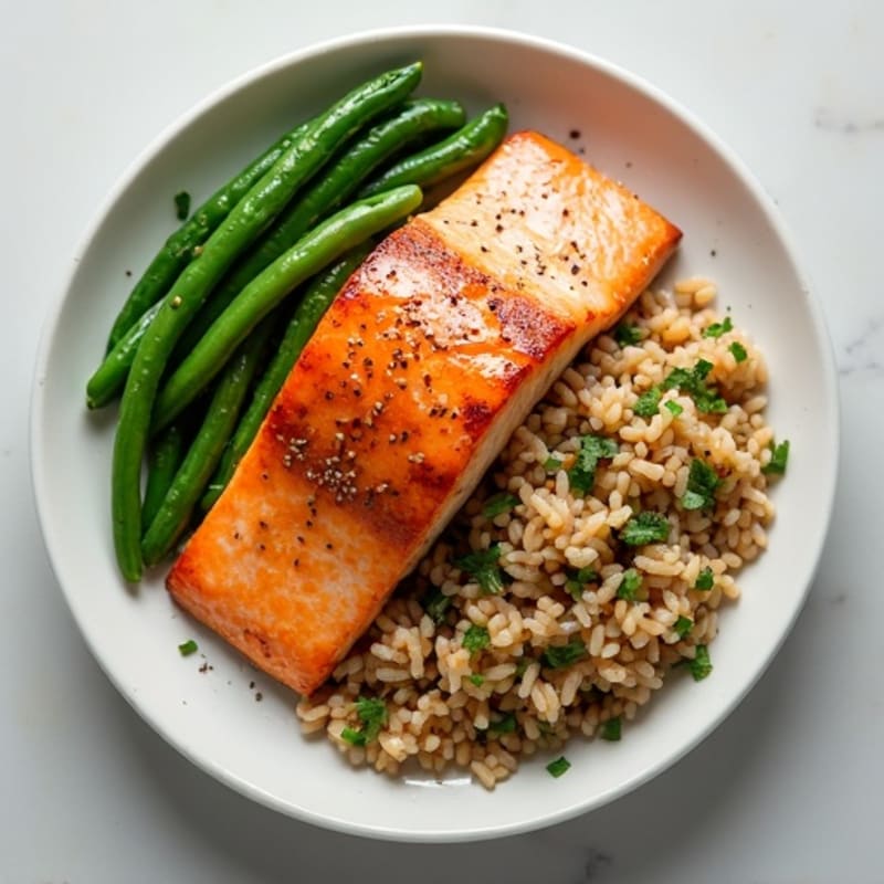 Seared Salmon Fillet with Steamed Green Beans and Brown Rice
