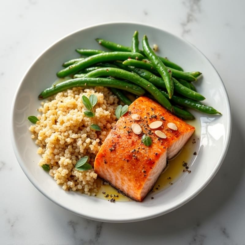Seared Salmon Fillet with Quinoa and Garlic Green Beans