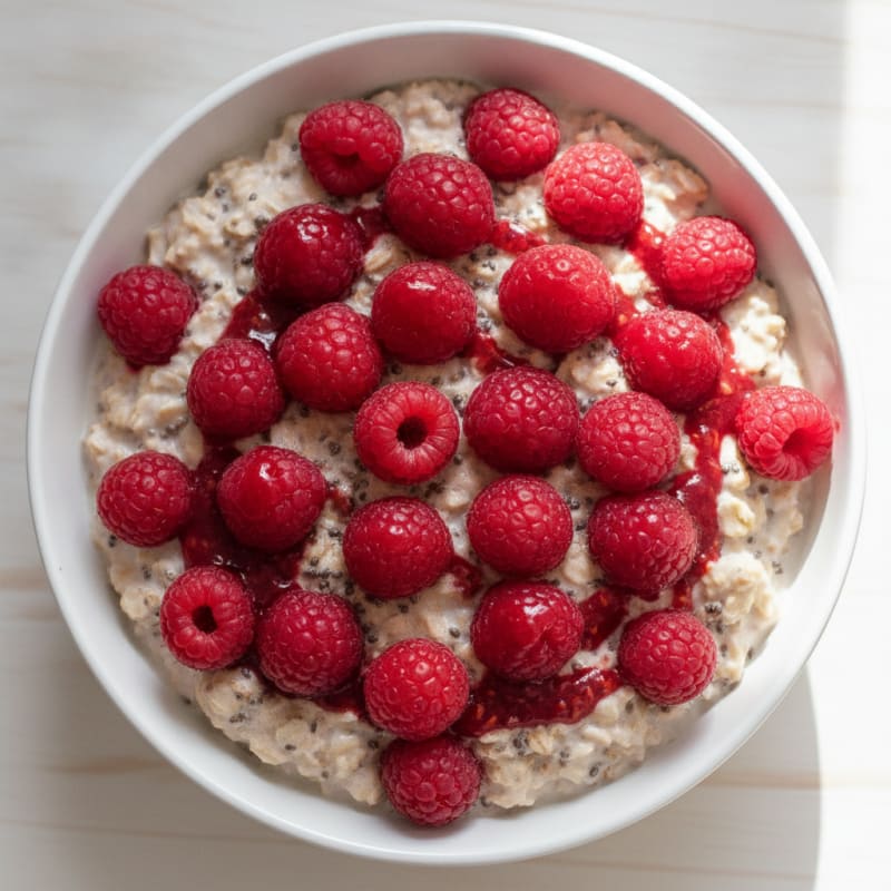 Berry Chia Overnight Oats