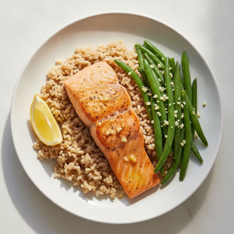 Seared Salmon Fillet with Garlic Green Beans and Brown Rice