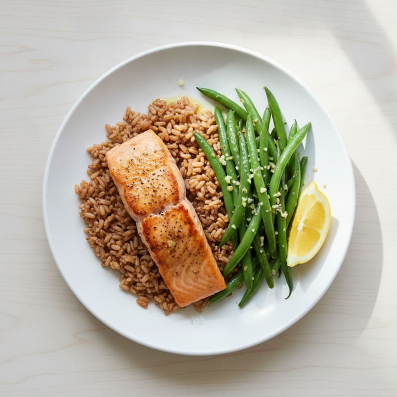 Seared Salmon with Garlic Green Beans and Brown Rice
