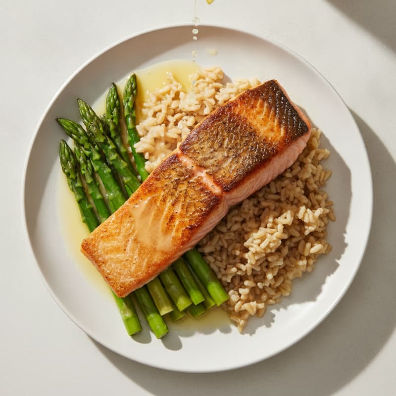 Seared Salmon Filet with Steamed Asparagus and Brown Rice