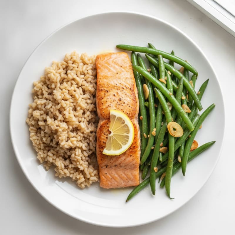 Seared Salmon Fillet with Garlic Green Beans and Brown Rice