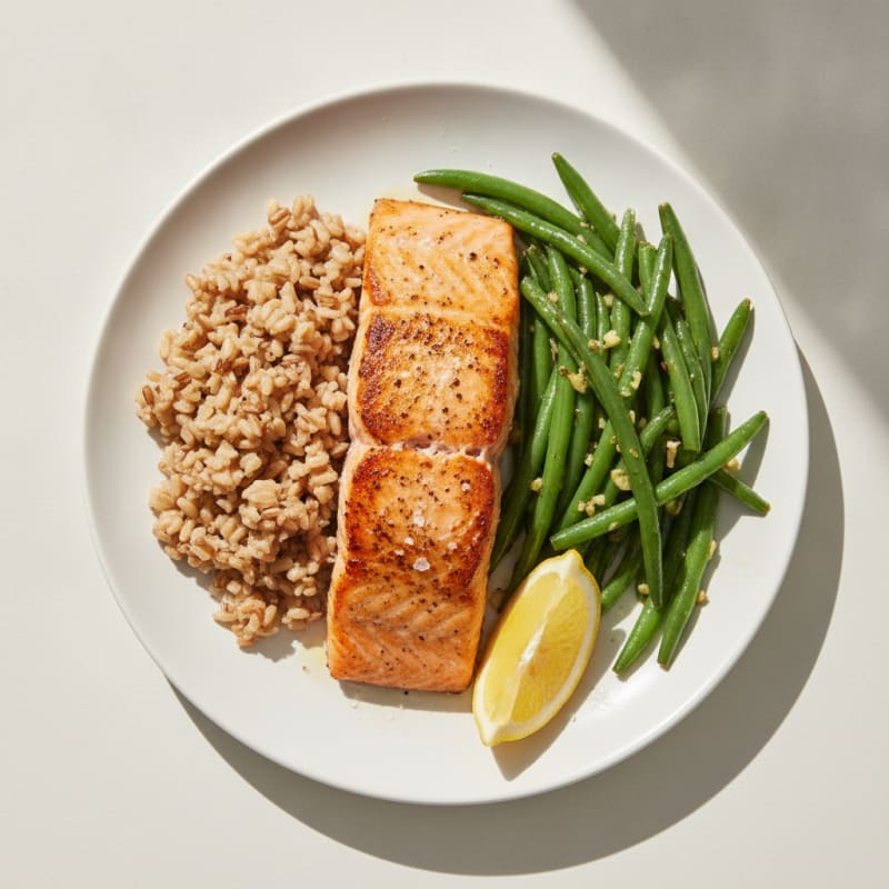 Seared Salmon Fillet with Garlic Green Beans and Brown Rice