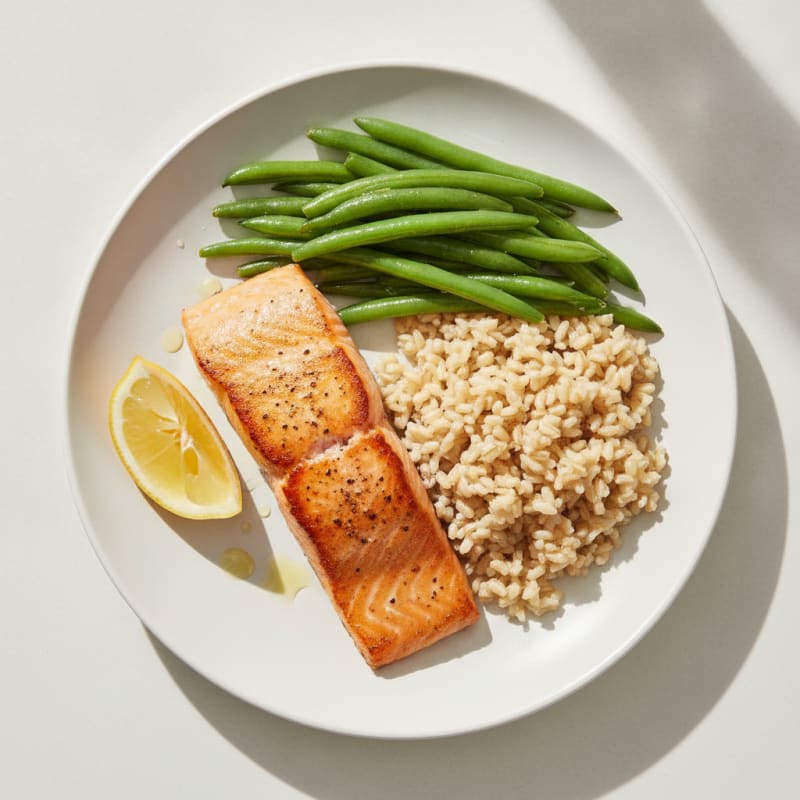 Seared Salmon with Steamed Green Beans and Brown Rice