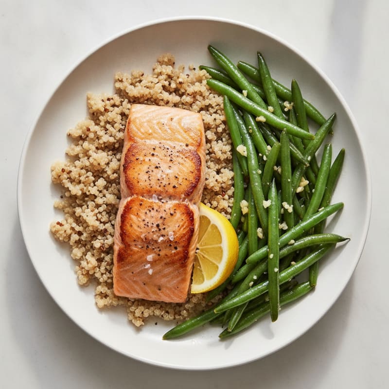 Seared Salmon Fillet with Quinoa and Garlic Green Beans