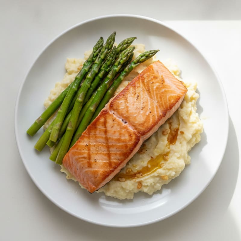 Seared Salmon with Steamed Asparagus and Garlic Mashed Cauliflower