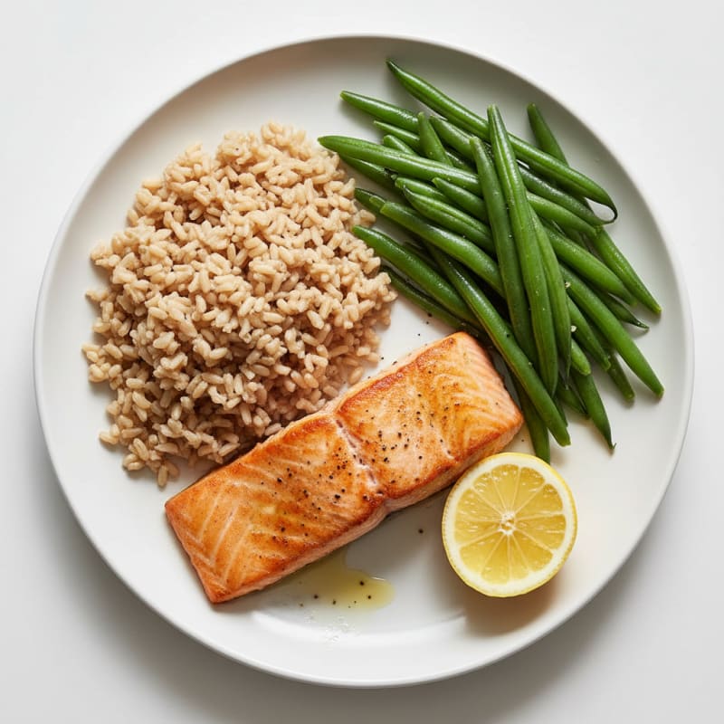 Seared Salmon with Steamed Green Beans and Brown Rice