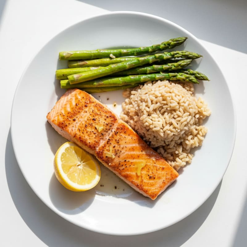 Seared Salmon Fillet with Steamed Asparagus and Brown Rice