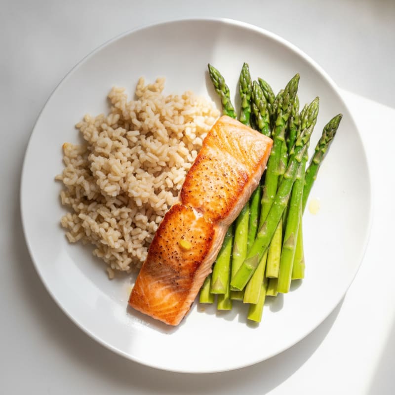 Seared Salmon with Steamed Asparagus and Brown Rice