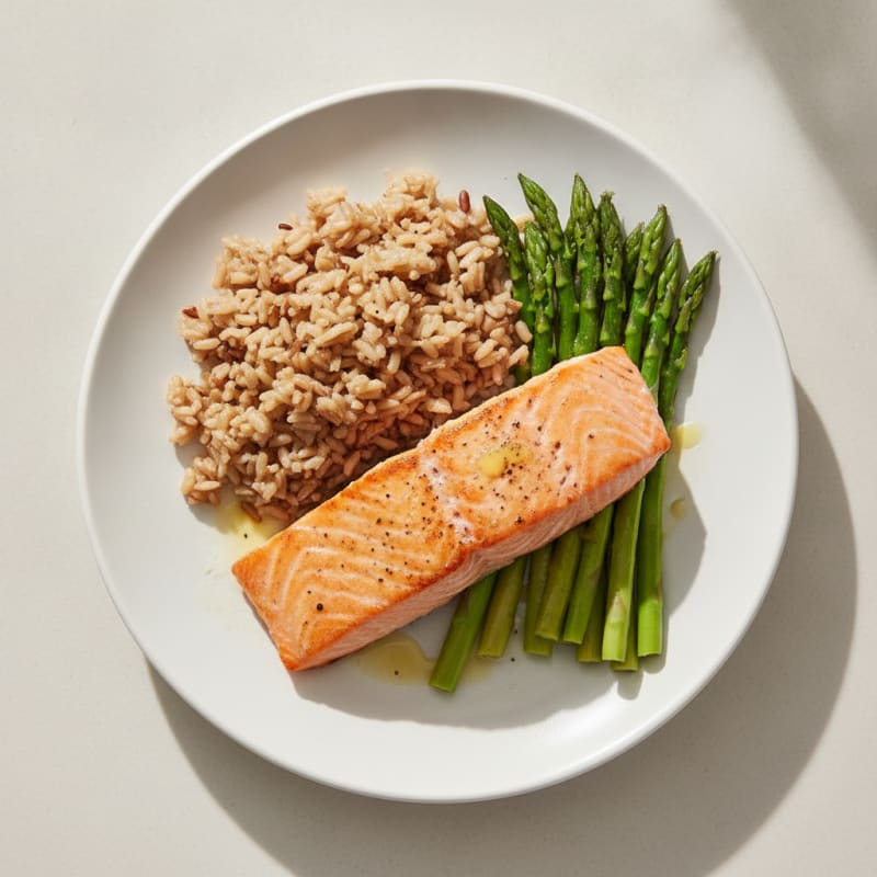 Seared Salmon Filet with Steamed Asparagus and Brown Rice