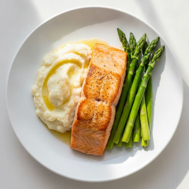 Seared Salmon with Steamed Asparagus and Garlic Mashed Cauliflower