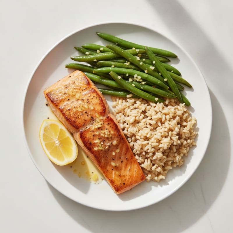 Seared Salmon Fillet with Garlic Green Beans and Brown Rice