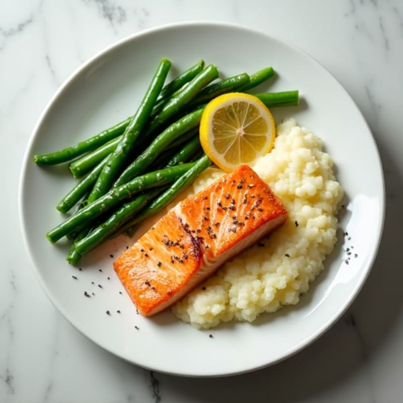 Seared Salmon Fillet with Steamed Green Beans and Cauliflower Mash