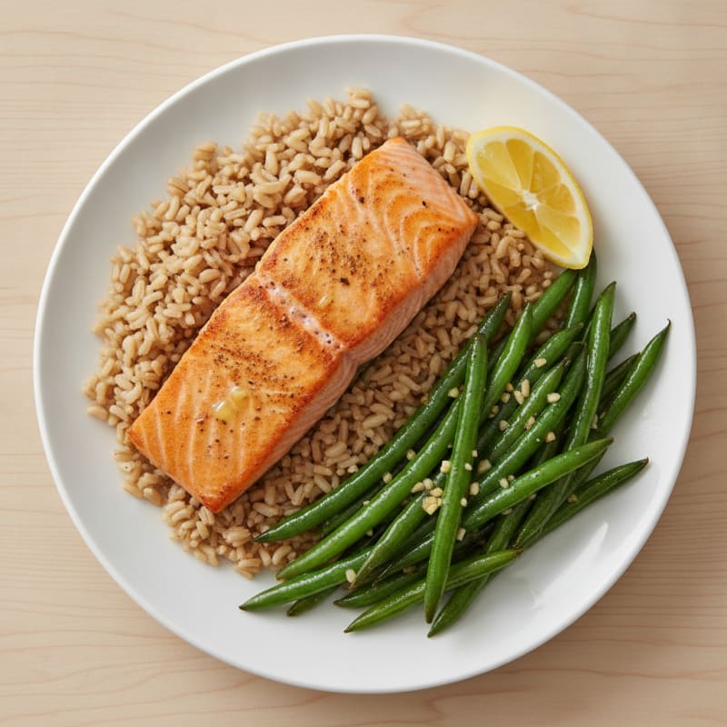Seared Salmon Fillet with Garlic Green Beans and Brown Rice