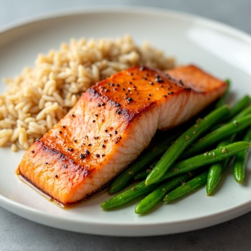 Seared Salmon with Steamed Green Beans and Brown Rice