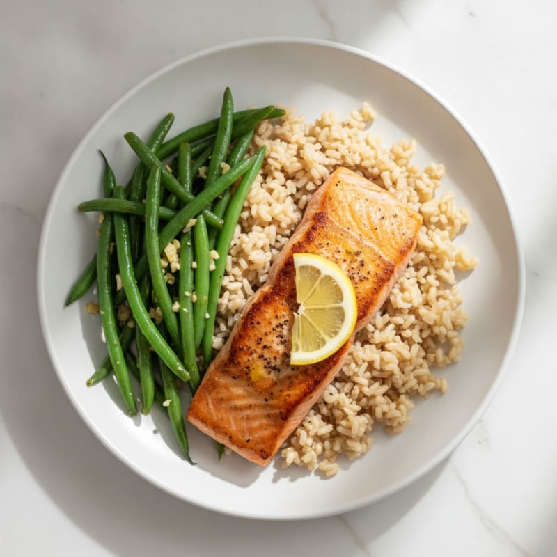 Seared Salmon Filet with Garlic Green Beans and Brown Rice