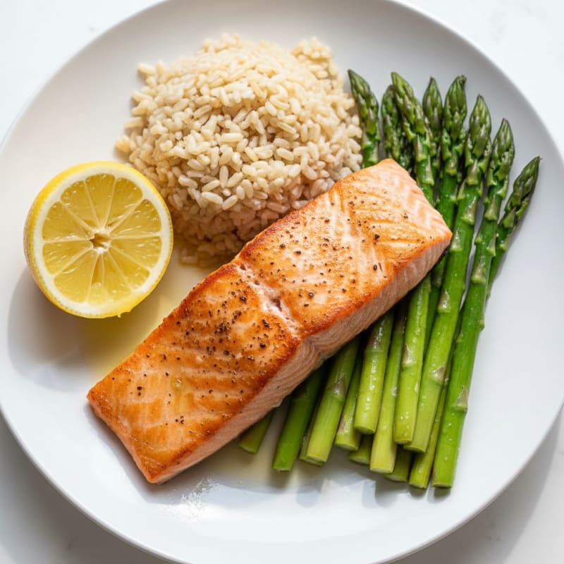 Seared Salmon Fillet with Steamed Asparagus and Brown Rice