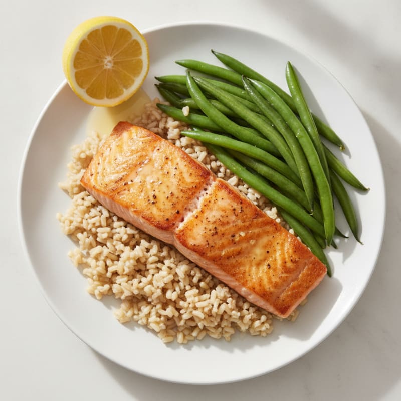 Seared Salmon with Steamed Green Beans and Brown Rice