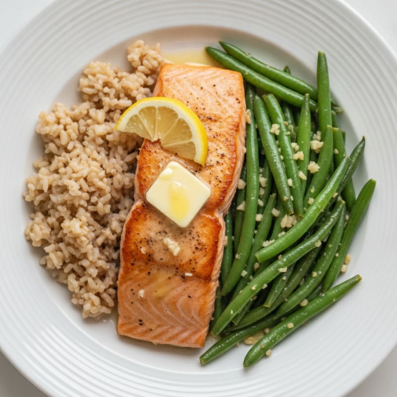 Seared Salmon with Garlic Green Beans and Brown Rice