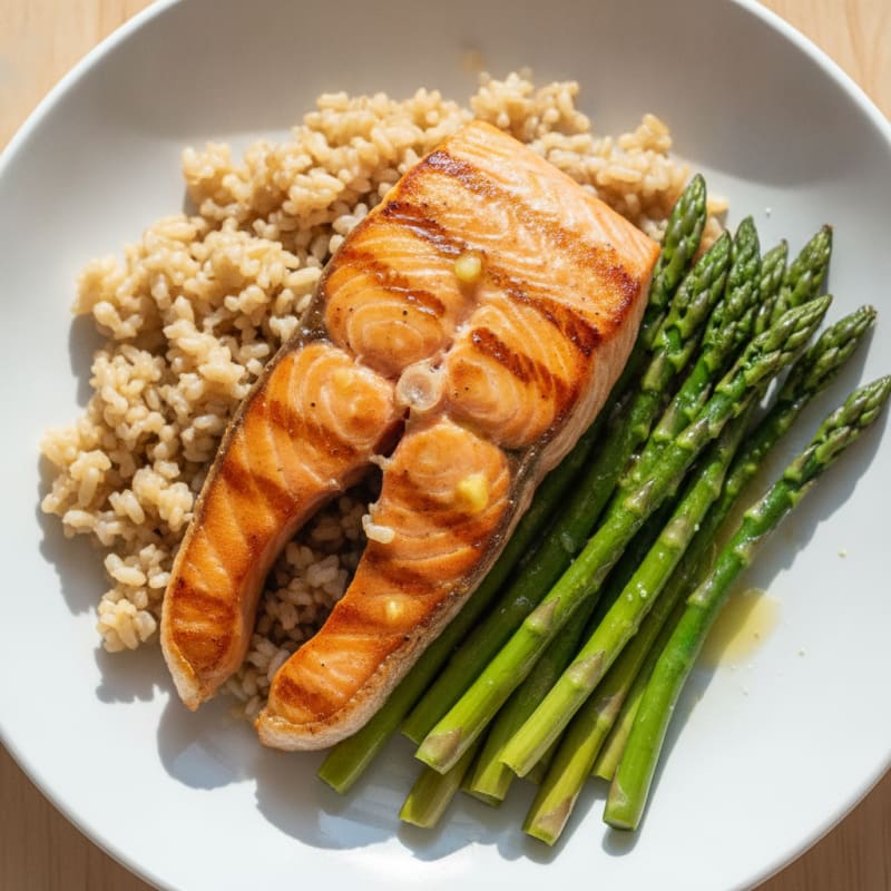 Seared Salmon with Steamed Asparagus and Brown Rice