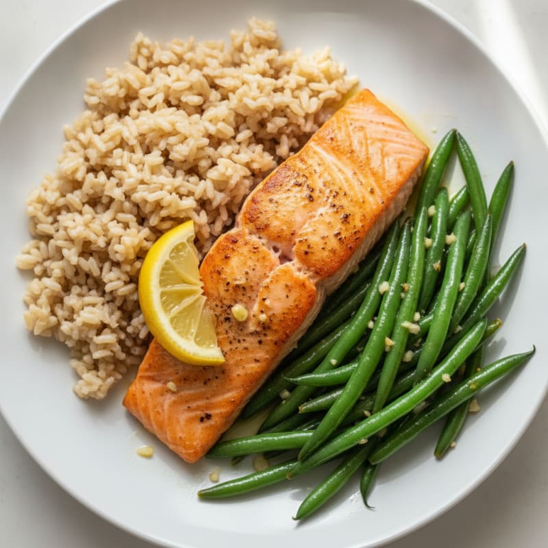 Seared Salmon with Garlicky Green Beans and Brown Rice